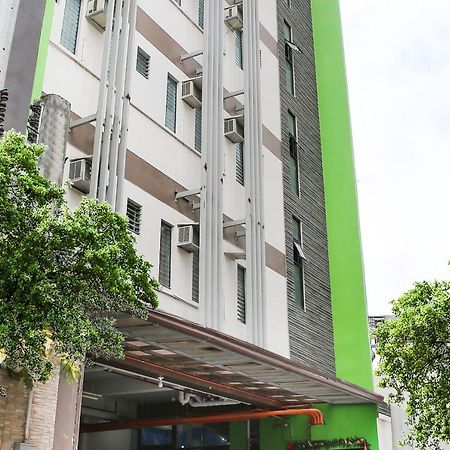 Oyo 442 Ipark Hotel Cebu Exterior foto